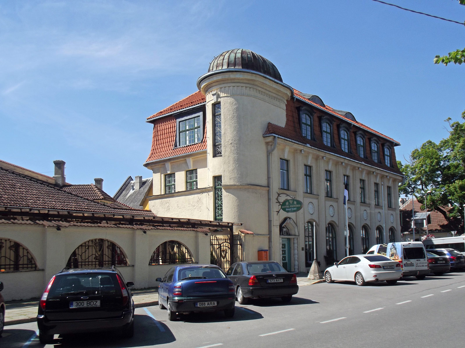Pärnu (Пярну, Pernau)